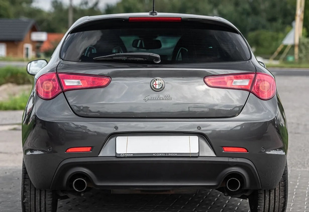 Alfa Romeo Giulietta cena 54800 przebieg: 188000, rok produkcji 2016 z Radom małe 436